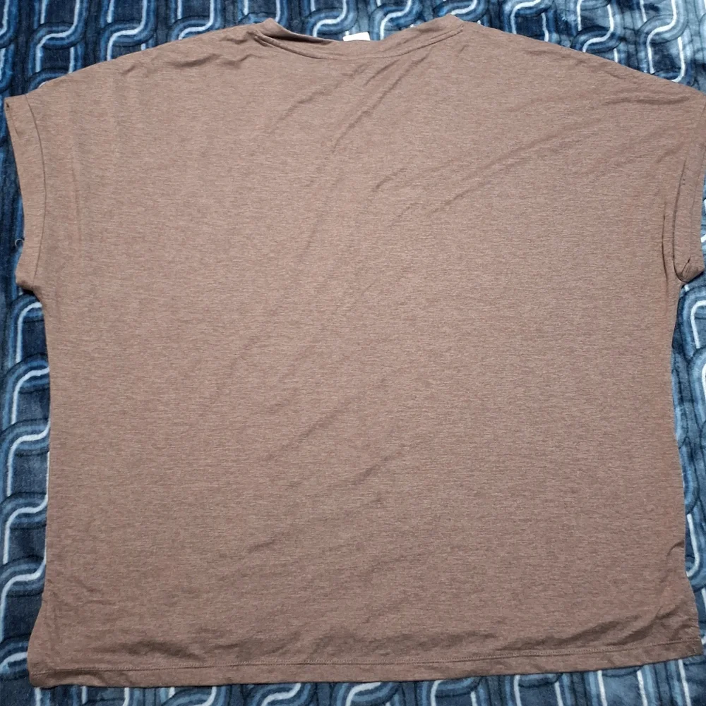 Casual Brown Short Sleeve Women's Top - Picture 3 of 3